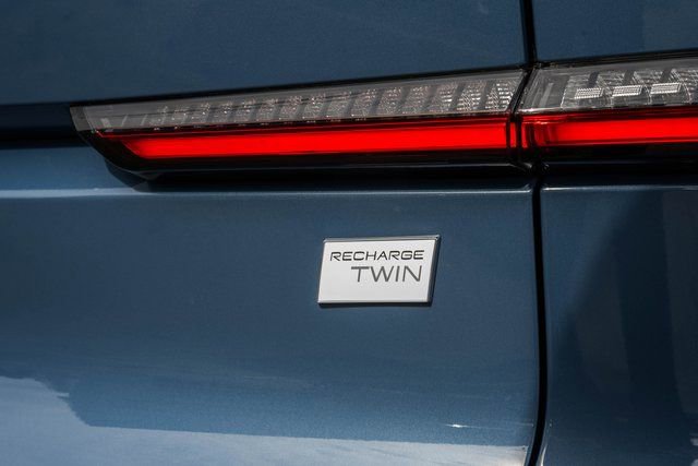 Used 2022 Volvo C40 P8 Recharge Ultimate image 8