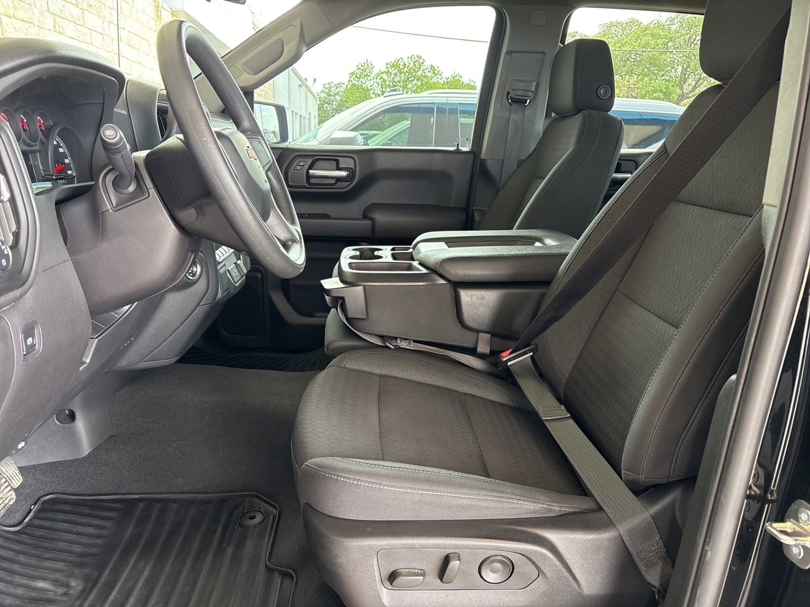 Used 2024 Chevrolet Silverado 1500 Custom AWD/4WD image 13