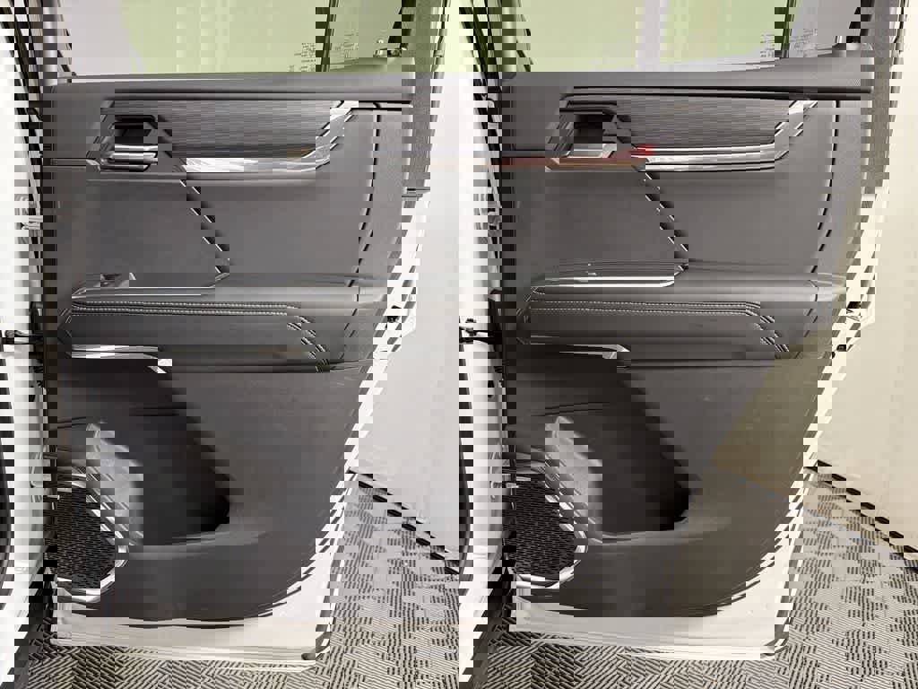 New 2025 GMC Acadia Elevation w/ Elevation Premium Package image 29