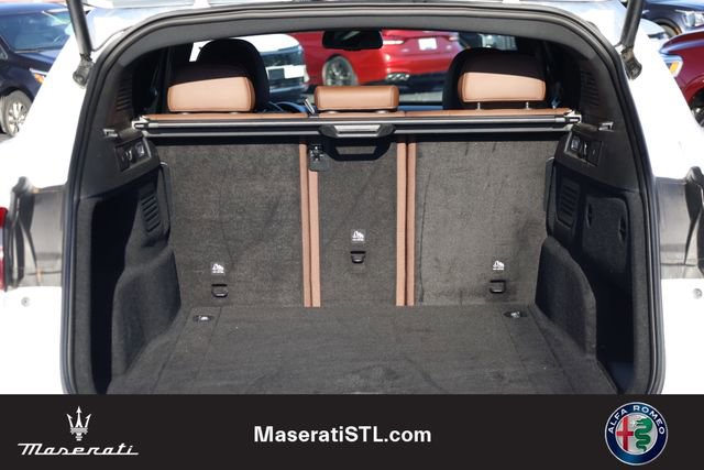 Used 2023 Alfa Romeo Stelvio Ti image 24