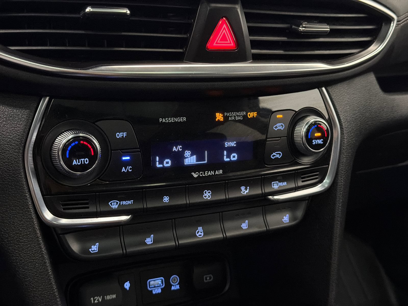 Used 2020 Hyundai Santa Fe Limited AWD/4WD image 25