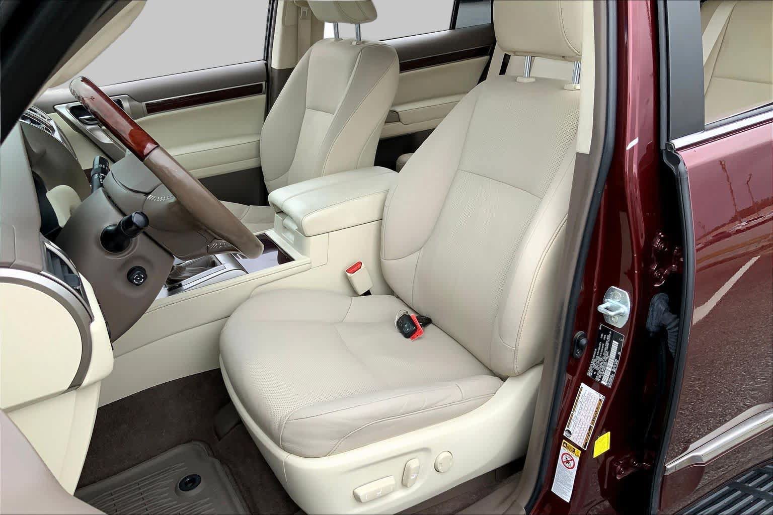 Used 2016 Lexus GX 460 w/ Premium Package AWD/4WD image 8