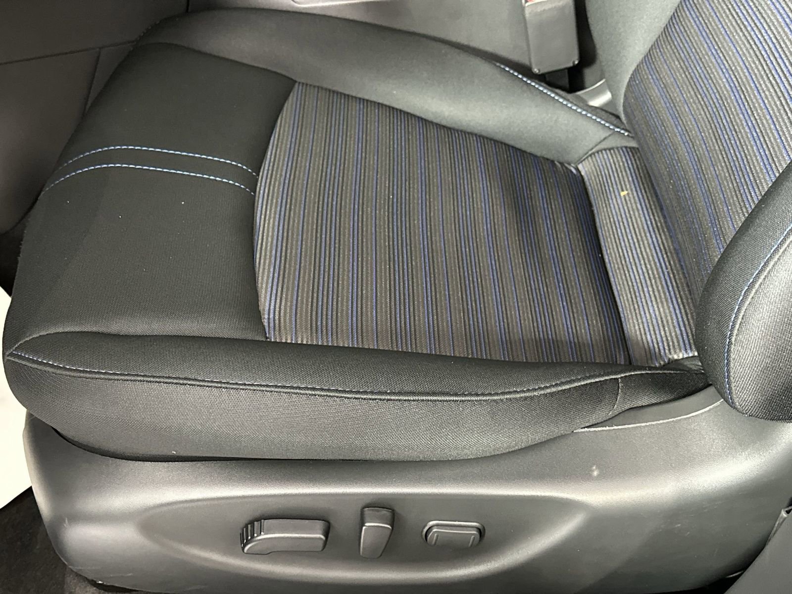 New 2025 Nissan Leaf SV Plus FWD image 12