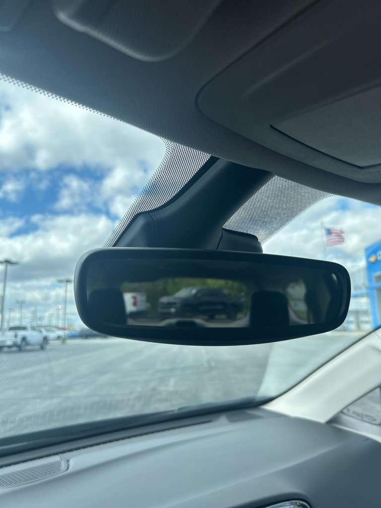 Used 2023 Chrysler Pacifica Touring-L FWD image 38