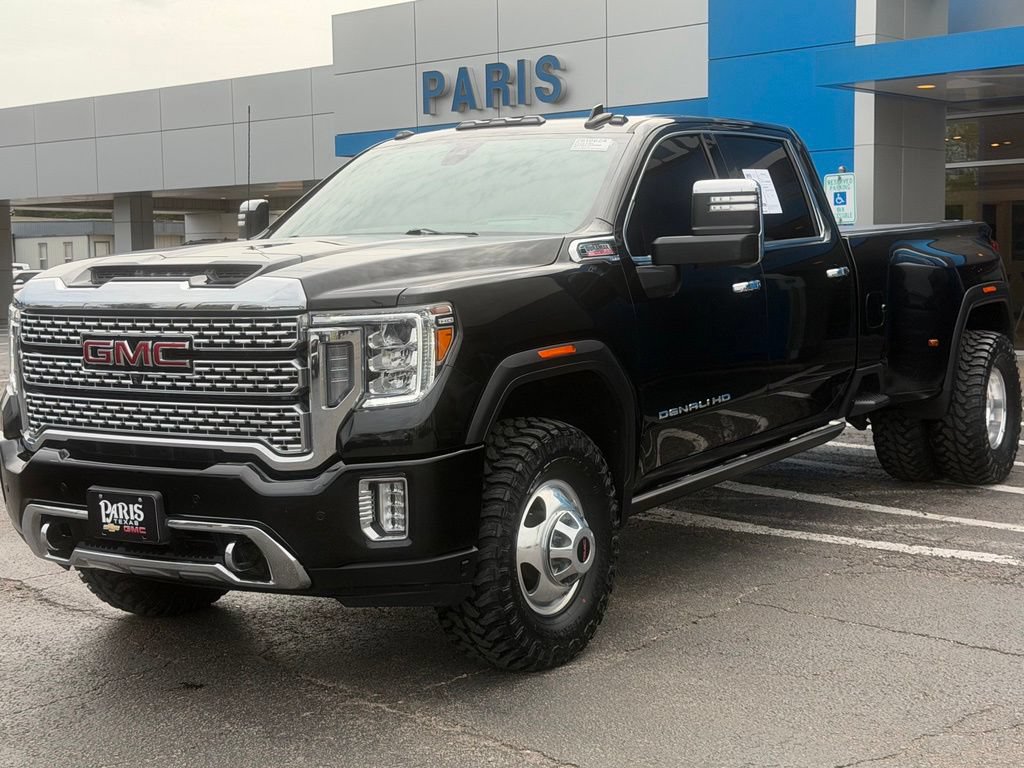Used 2023 GMC Sierra 3500 Denali w/ Denali Ultimate Package AWD/4WD image 3