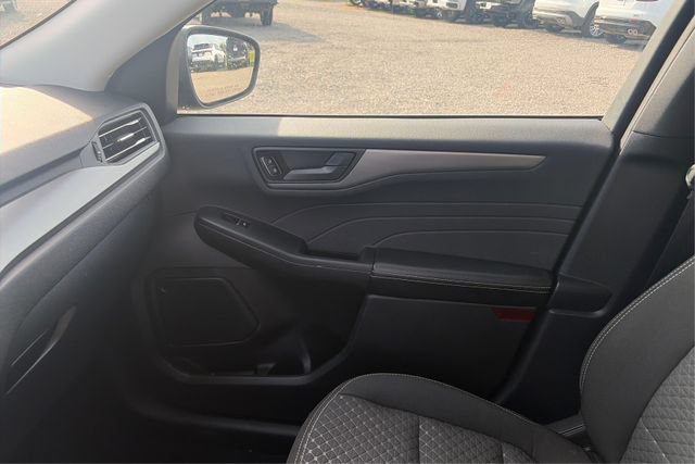 Used 2023 Ford Escape Active w/ Tech Pack #1 AWD/4WD image 20