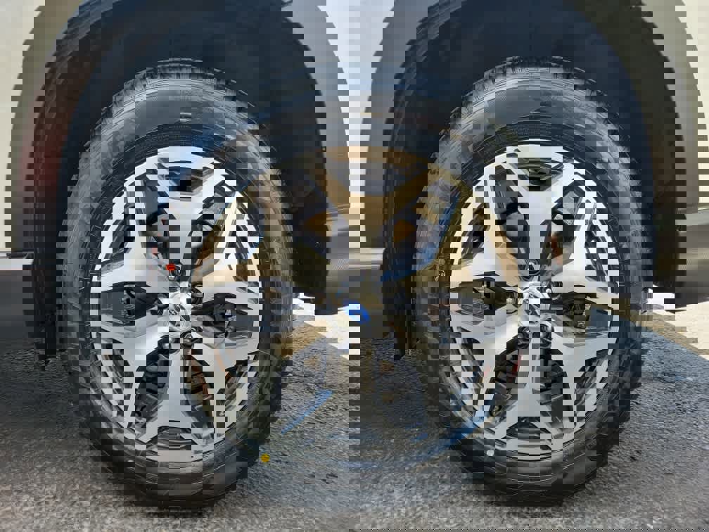 Used 2019 Subaru Forester Premium w/ All-Weather Package image 32