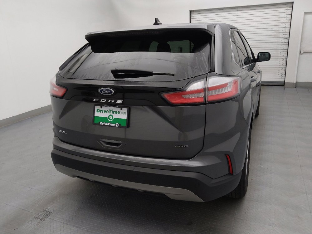 Used 2024 Ford Edge SEL image 7
