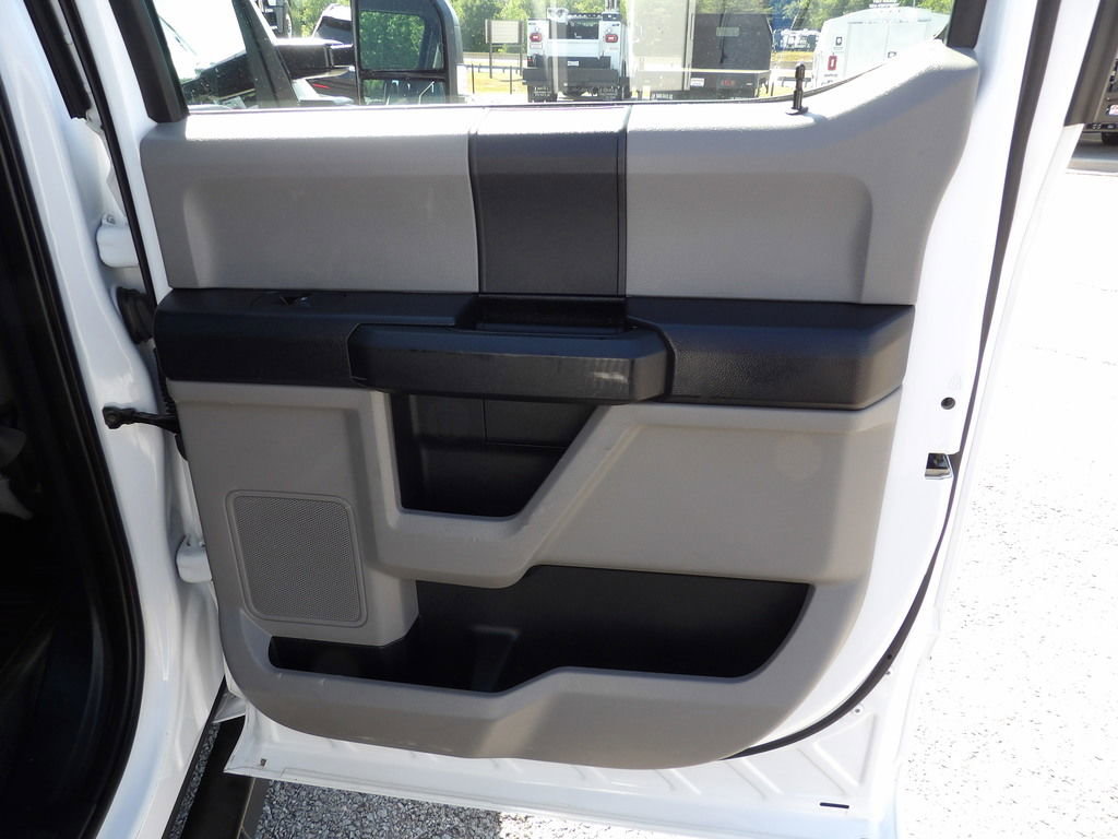 Used 2019 Ford F350 XL w/ Power Equipment Group AWD/4WD image 36