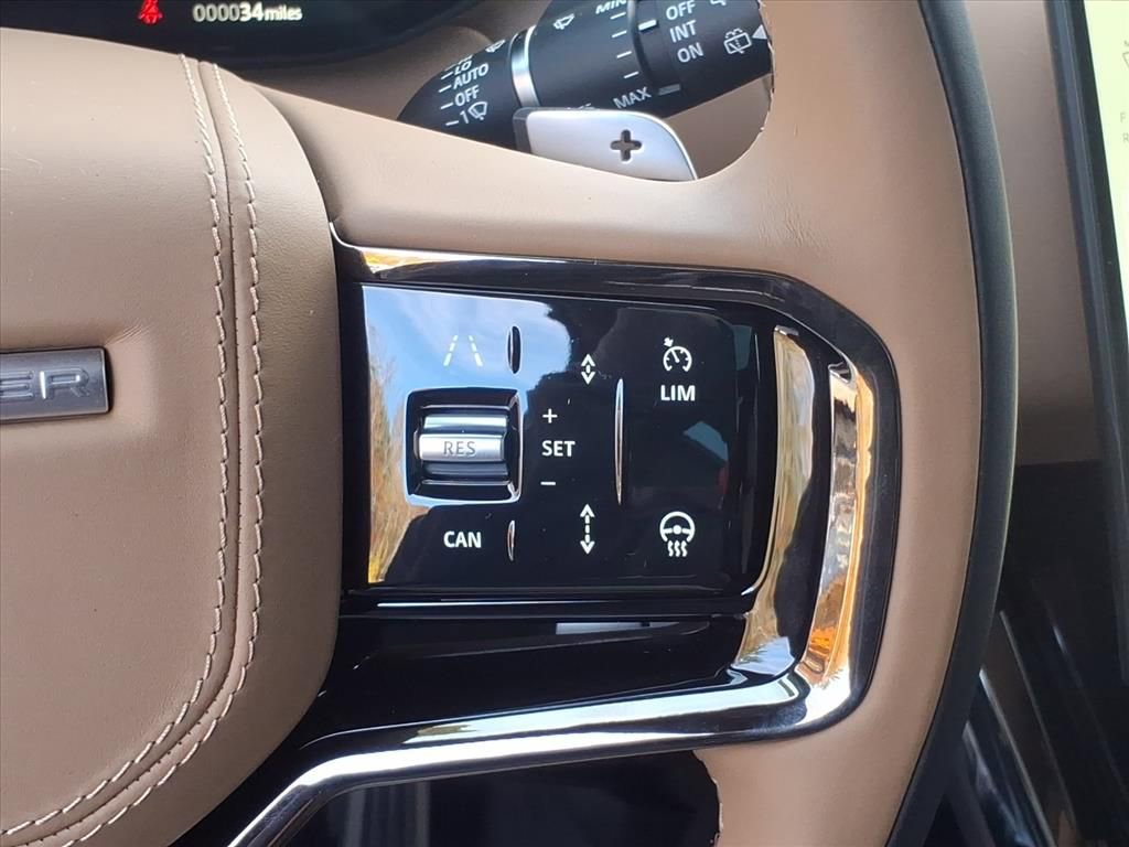 New 2025 Land Rover Range Rover Sport Dynamic SE image 17