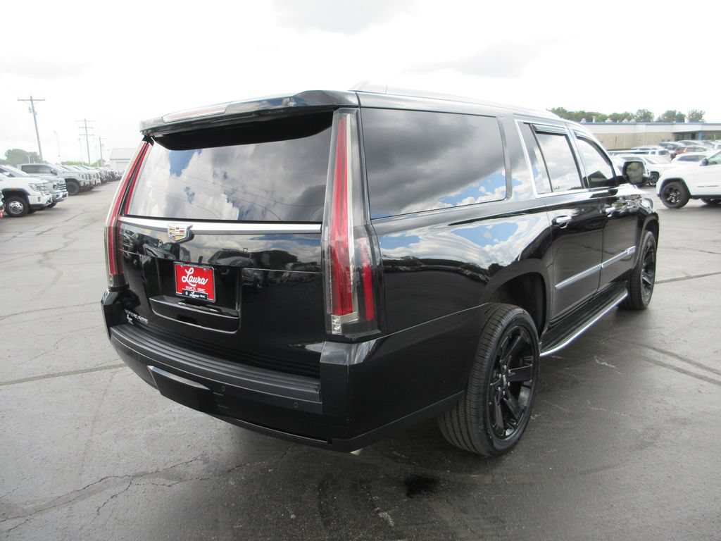 Used 2016 Cadillac Escalade ESV Luxury AWD/4WD image 5