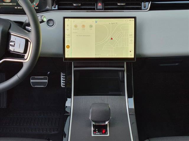 New 2026 Land Rover Range Rover Evoque Hoxton AWD/4WD image 11