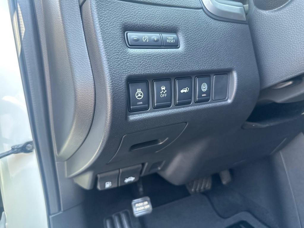 Used 2024 Nissan Murano SL image 7