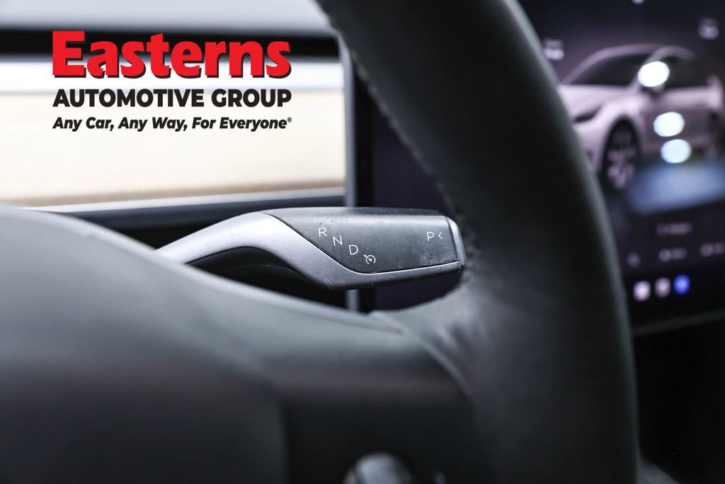 Used 2022 Tesla Model Y Long Range AWD/4WD image 13
