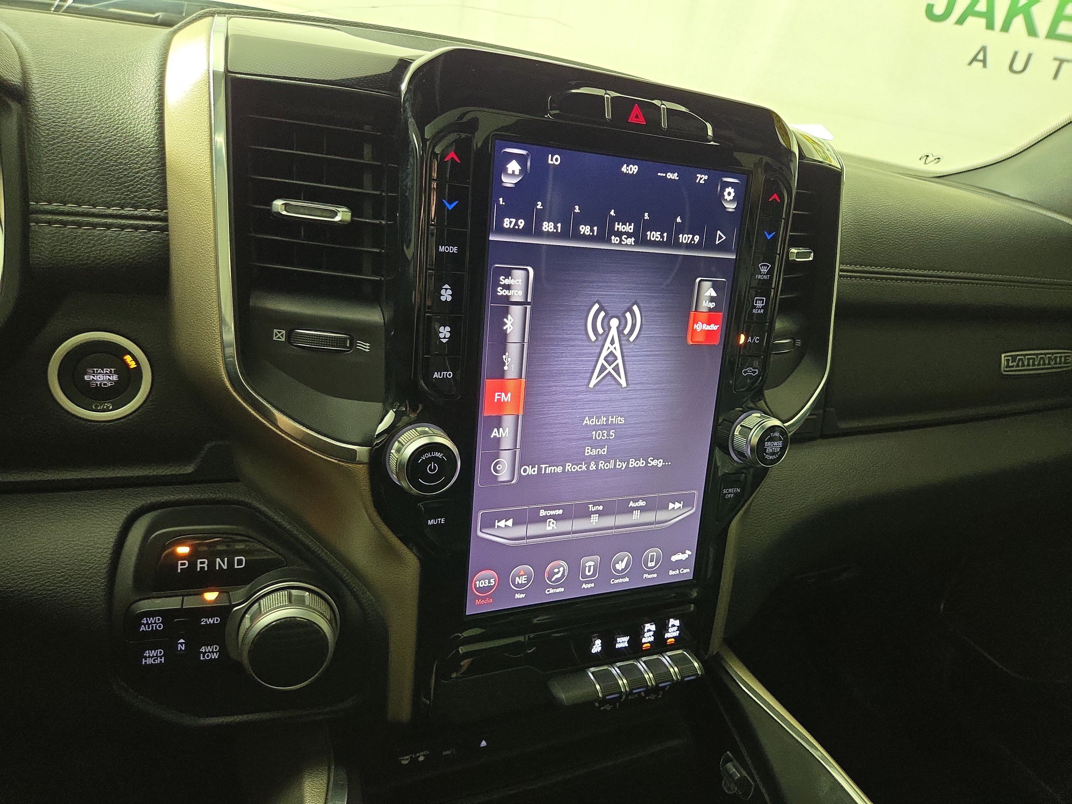 Used 2019 RAM 1500 Laramie AWD/4WD image 23