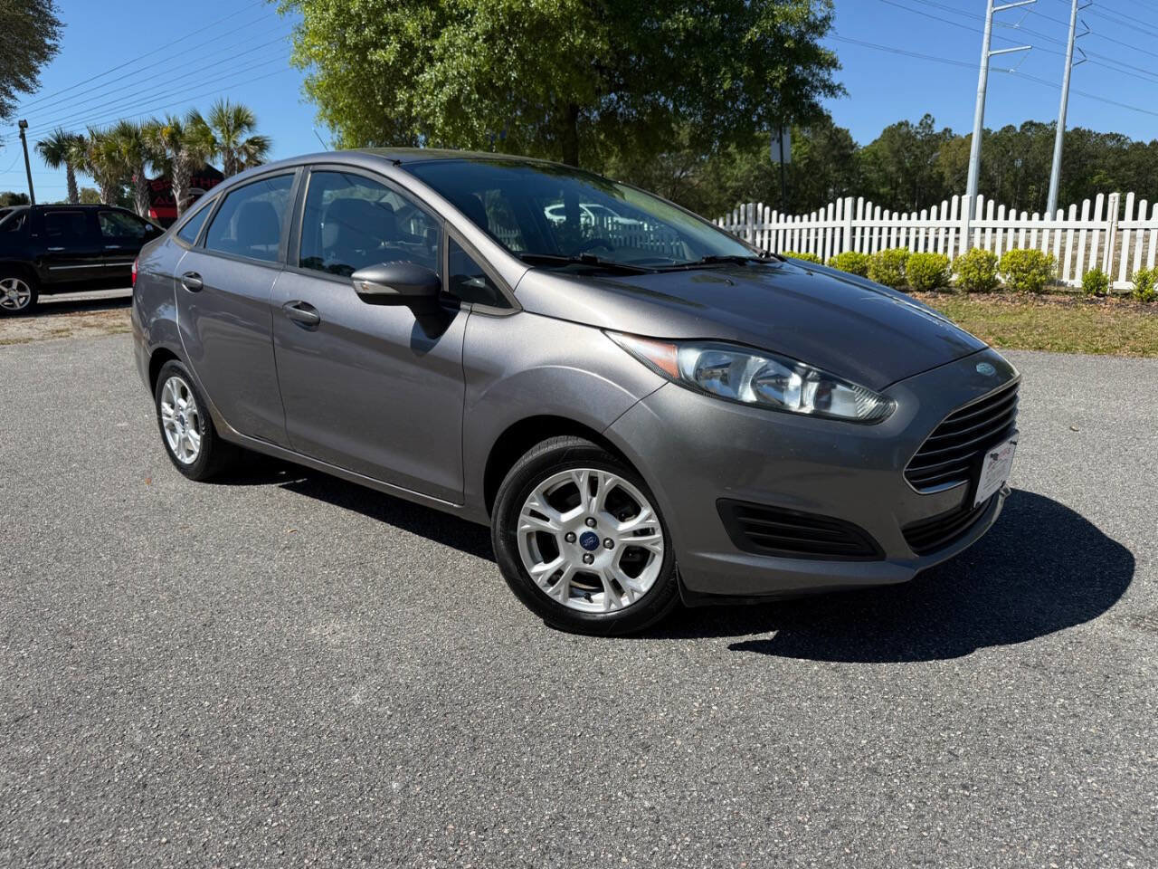Used 2014 Ford Fiesta SE image 11