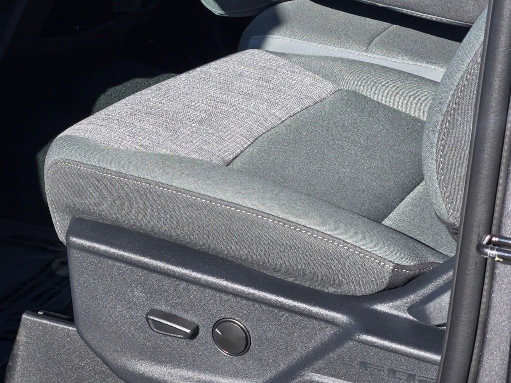 New 2026 Ford F350 XLT w/ XLT Premium Package image 19