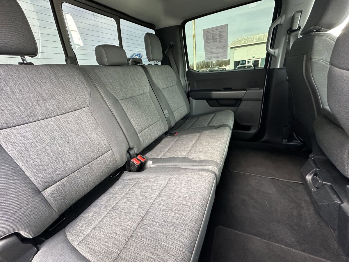 Used 2024 Ford F250 XL w/ STX Appearance Package image 9