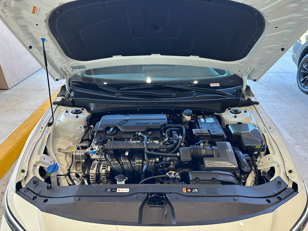 New 2026 Hyundai Elantra SE w/ Cargo Package image 28