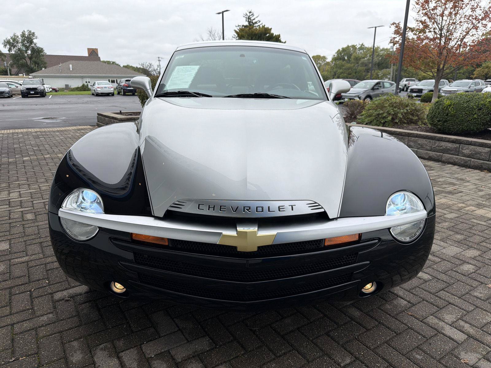 Used 2006 Chevrolet SSR w/ Preferred Equipment Group RWD image 8
