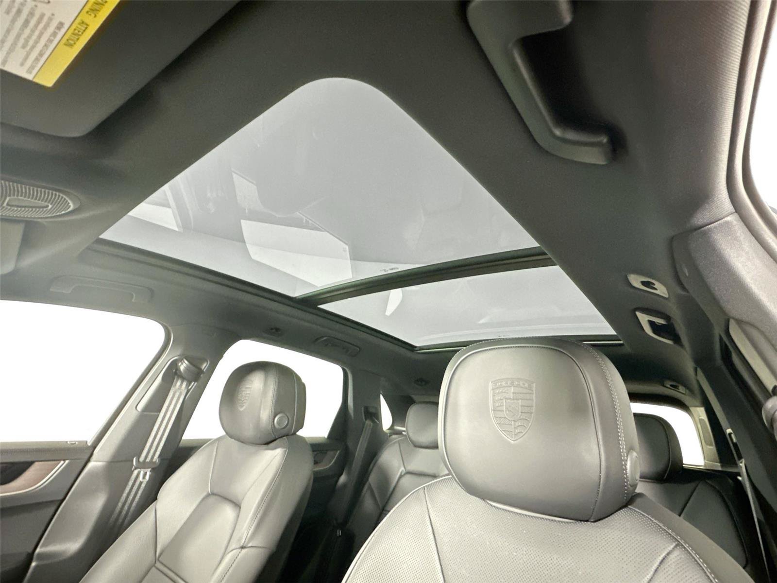 Certified 2026 Porsche Cayenne AWD/4WD image 34