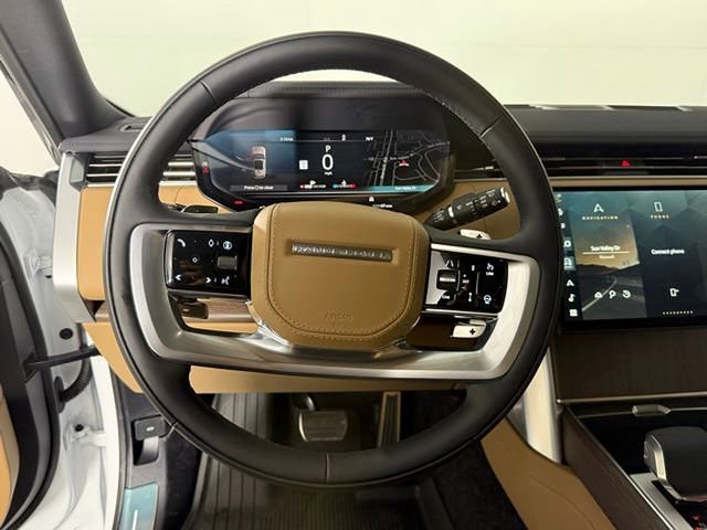 New 2026 Land Rover Range Rover Long Wheelbase SE AWD/4WD image 17
