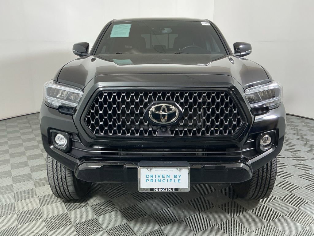 Used 2023 Toyota Tacoma Limited image 2