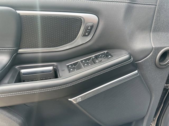 New 2025 Ford Expedition Platinum w/ Stealth Performance Package image 36