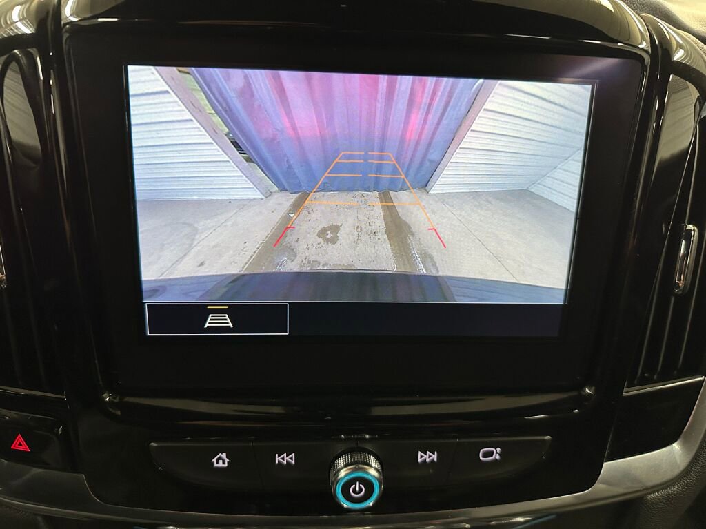 Certified 2023 Chevrolet Traverse LT w/ LPO, Floor Liner Package image 15