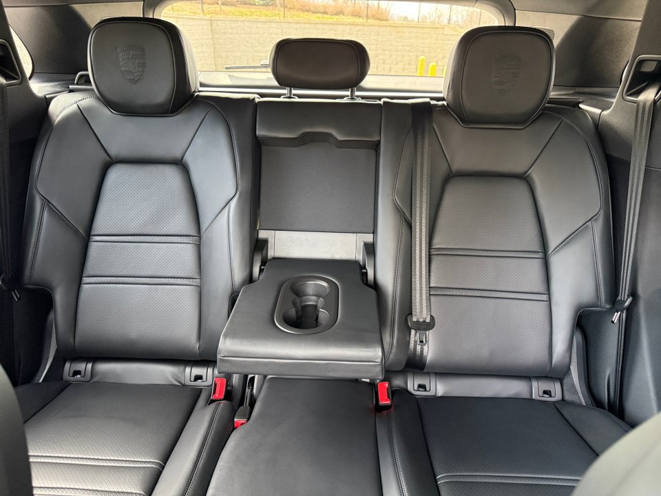 New 2026 Porsche Cayenne AWD/4WD image 24
