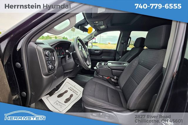 Used 2022 Chevrolet Silverado 1500 Custom AWD/4WD image 22