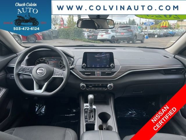 Certified 2025 Nissan Altima 2.5 SV FWD image 16