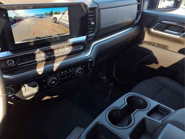 Used 2025 Chevrolet Silverado 2500 LT w/ Convenience Package AWD/4WD image 11