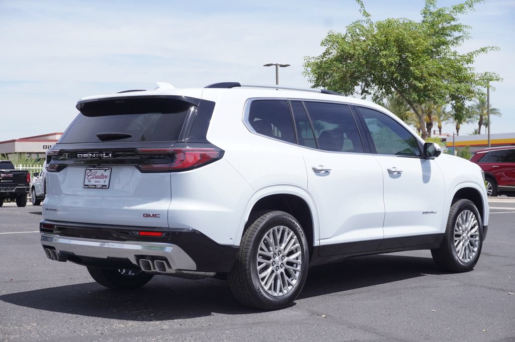 New 2026 GMC Acadia Denali w/ Super Cruise Package FWD image 4
