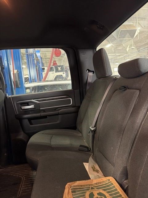 Used 2020 RAM 2500 Big Horn w/ Night Edition AWD/4WD image 6
