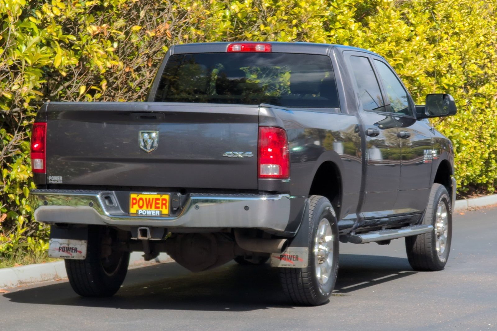 Used 2016 RAM 3500 Tradesman w/ Chrome Appearance Group AWD/4WD image 4