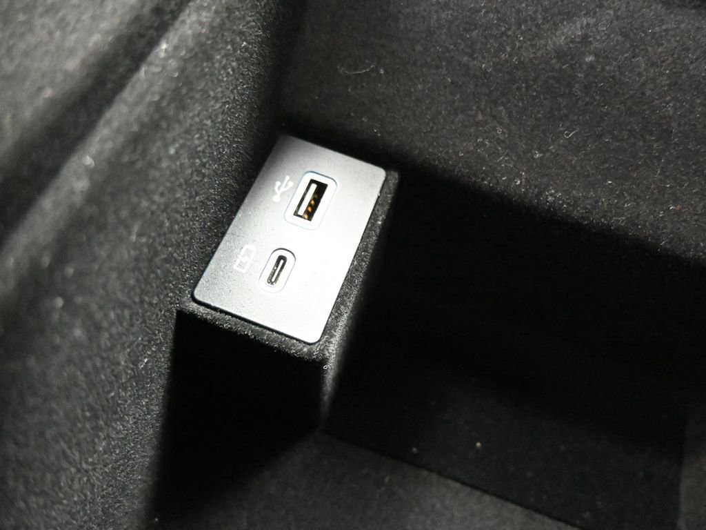 Used 2024 Lexus LS 500 image 16