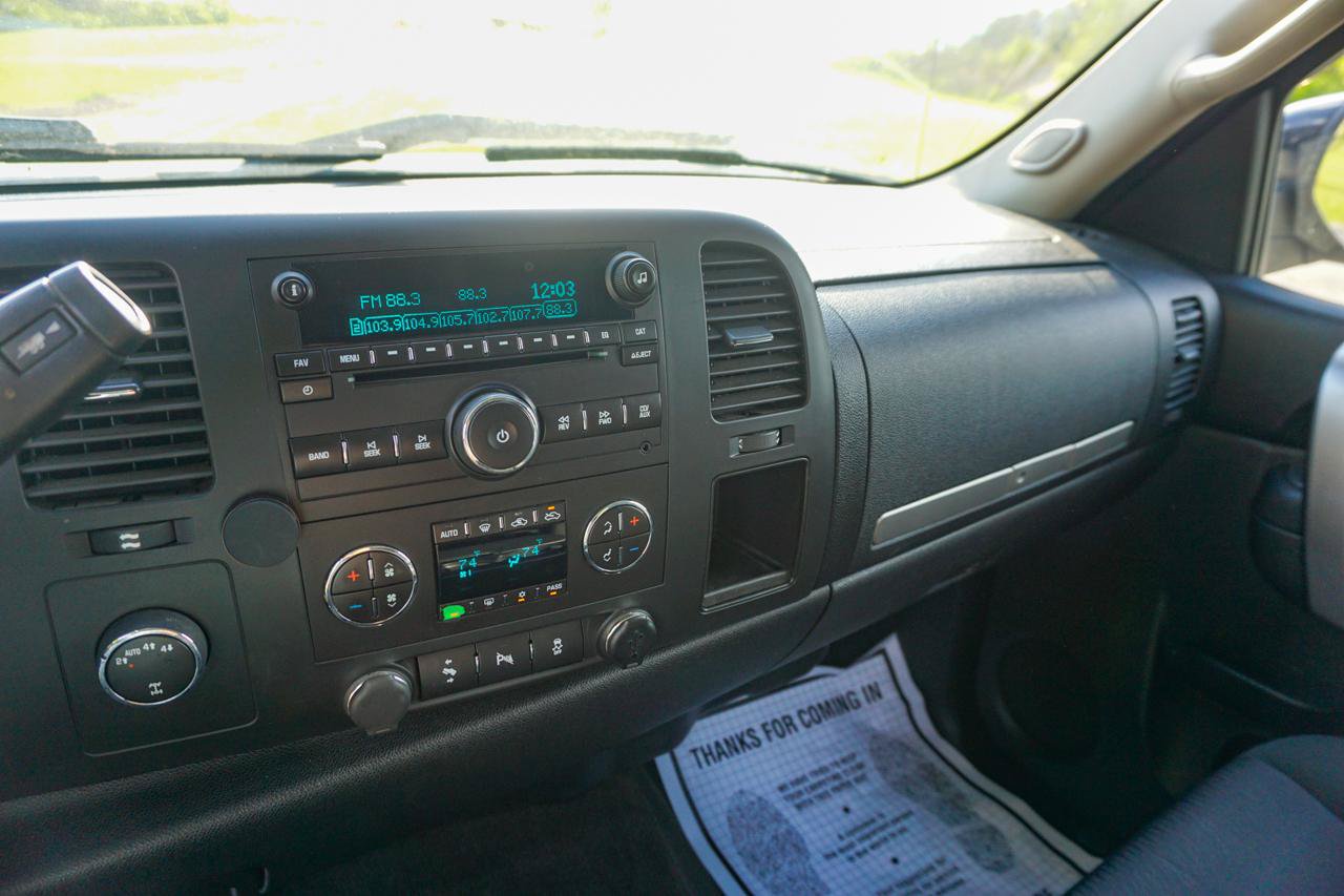 Used 2013 Chevrolet Silverado 1500 LT w/ All-Star Edition AWD/4WD image 13
