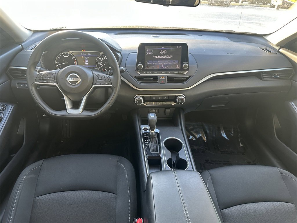 Used 2022 Nissan Altima 2.5 SV image 9