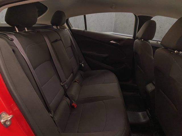 Used 2017 Chevrolet Cruze LT w/ Convenience Package FWD image 25