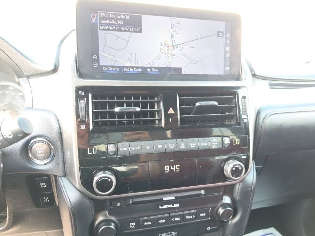 Used 2023 Lexus GX 460 Premium w/ Accessory Package AWD/4WD image 6
