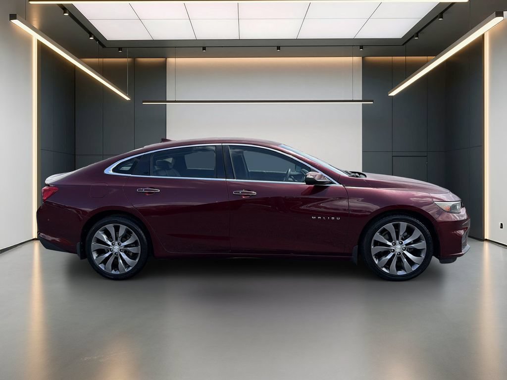 Used 2016 Chevrolet Malibu Premier w/ Driver Confidence Package II FWD image 7