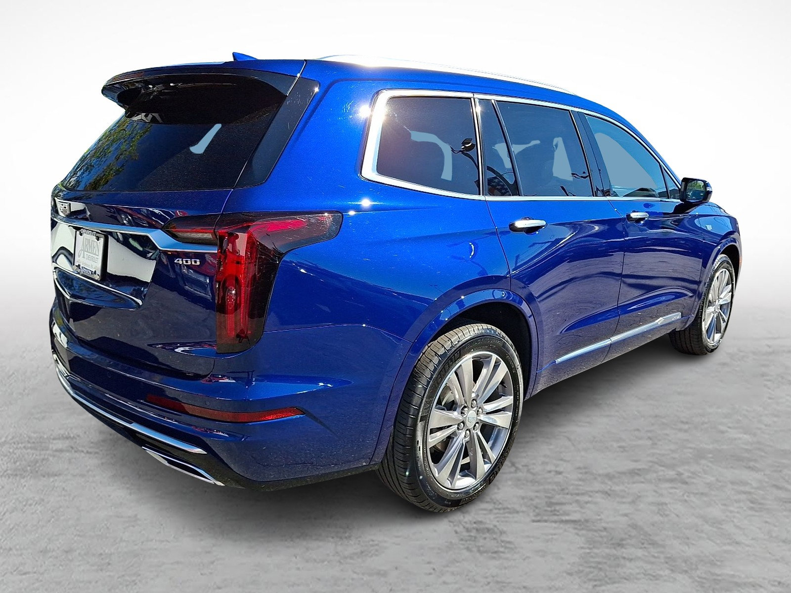 Used 2025 Cadillac XT6 Premium Luxury image 7