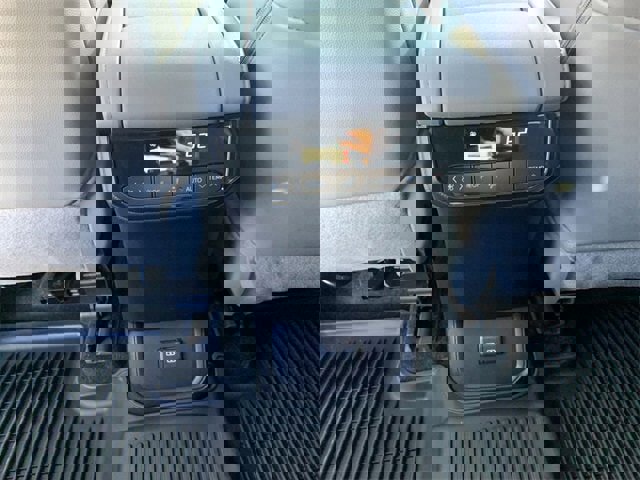 New 2026 Toyota Highlander XLE image 33