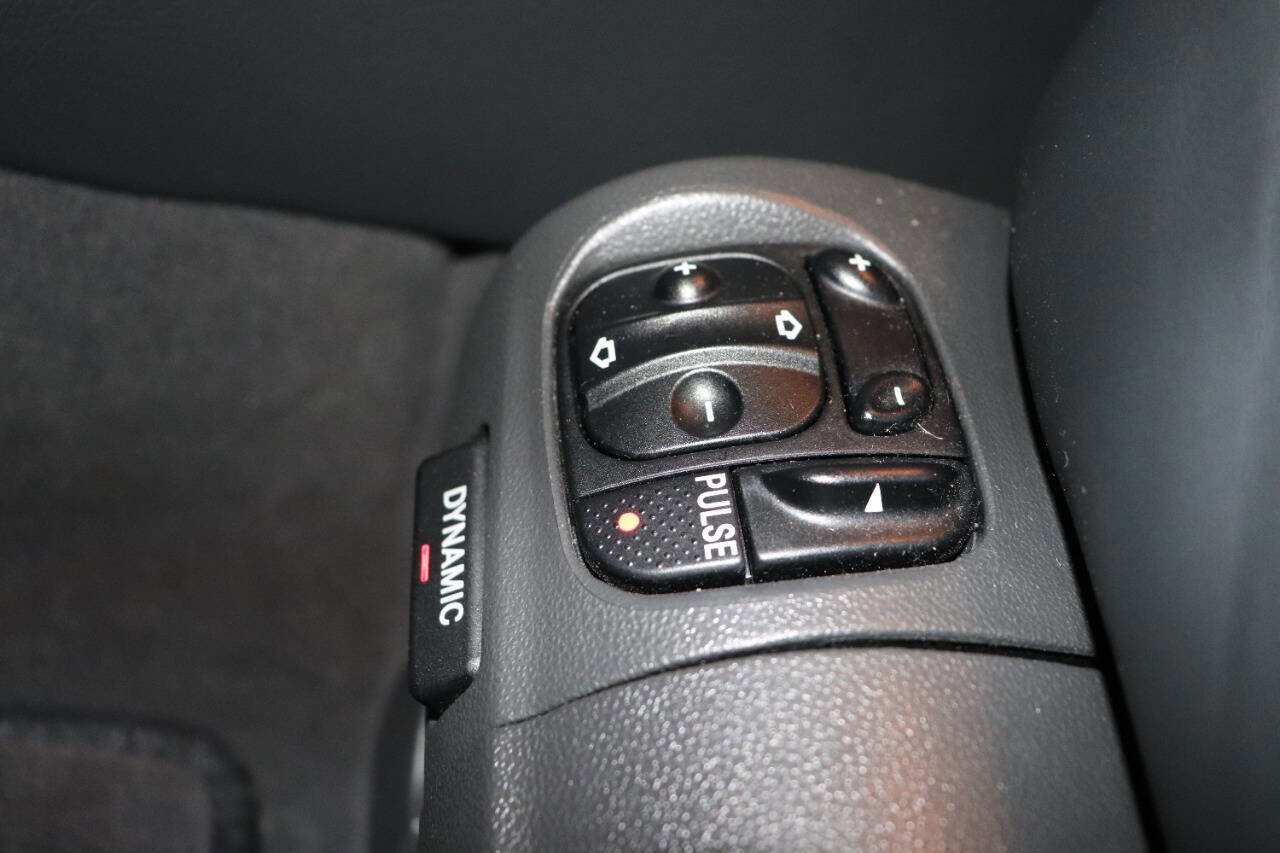 Used 2004 Mercedes-Benz S 500 image 41