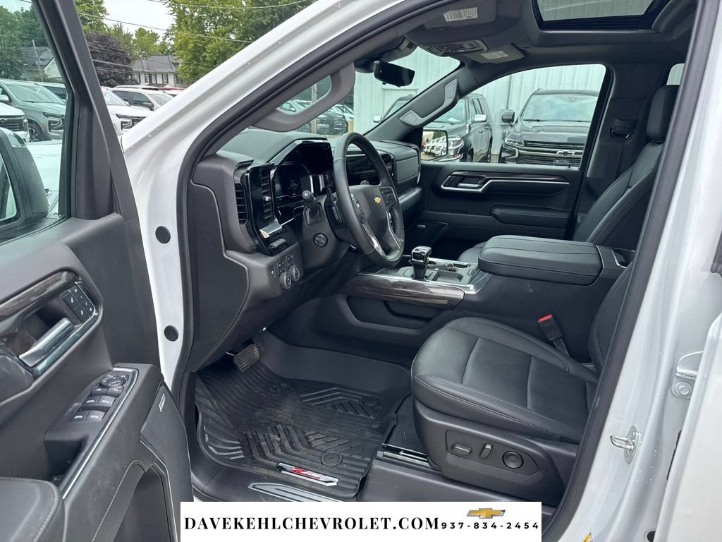 Used 2024 Chevrolet Silverado 1500 LTZ w/ LTZ Premium Package AWD/4WD image 10