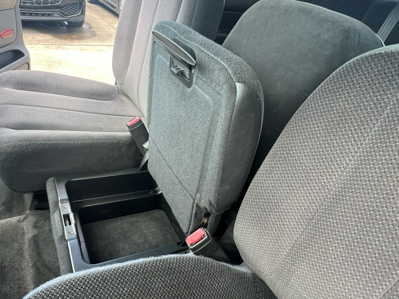 Used 2003 Dodge Ram 2500 Truck SLT image 29