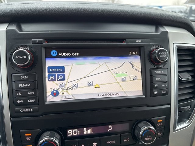 Used 2017 Nissan Titan SV image 8