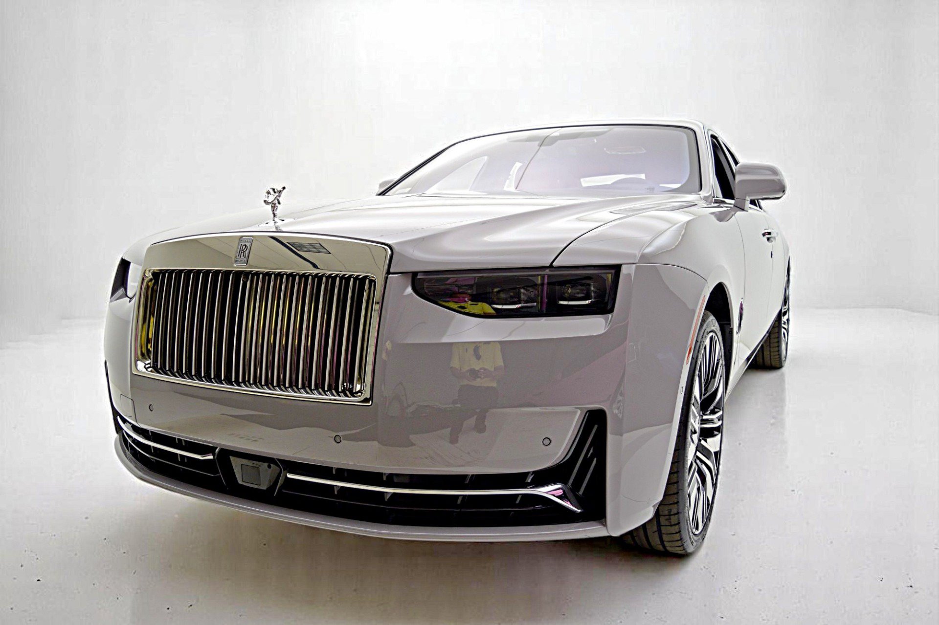 Used 2025 Rolls-Royce Ghost AWD/4WD image 10