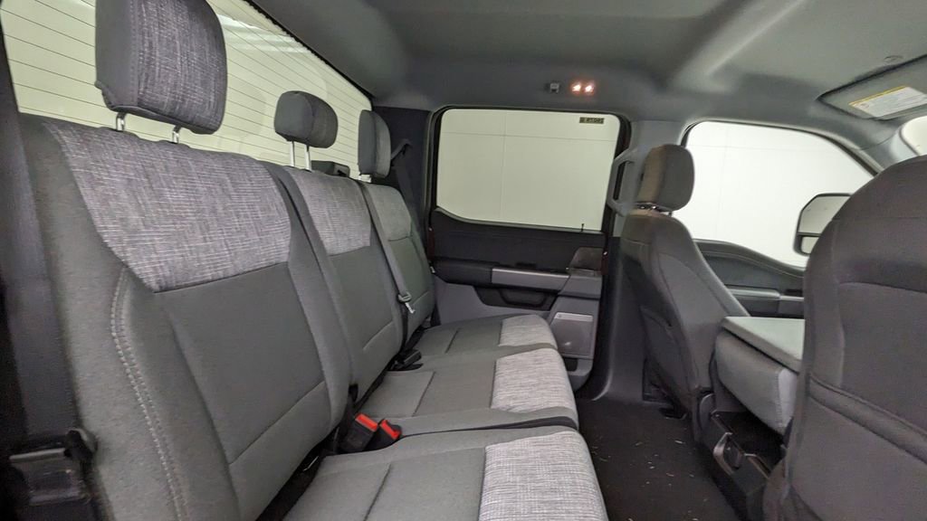 New 2026 Ford F250 XLT w/ XLT Premium Package image 34